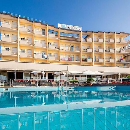 Hotel Astor Lido di Jesolo Kültér fotó