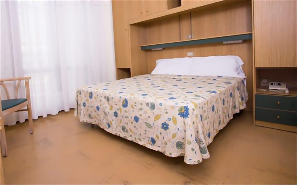 Hotel Astor Lido di Jesolo Kültér fotó