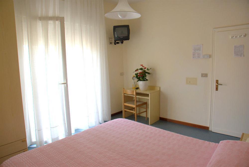 Hotel Astor Lido di Jesolo Kültér fotó