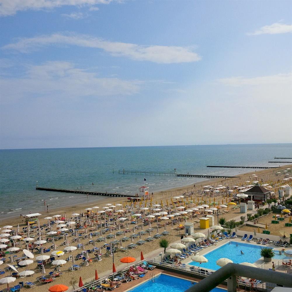 Hotel Astor Lido di Jesolo Kültér fotó