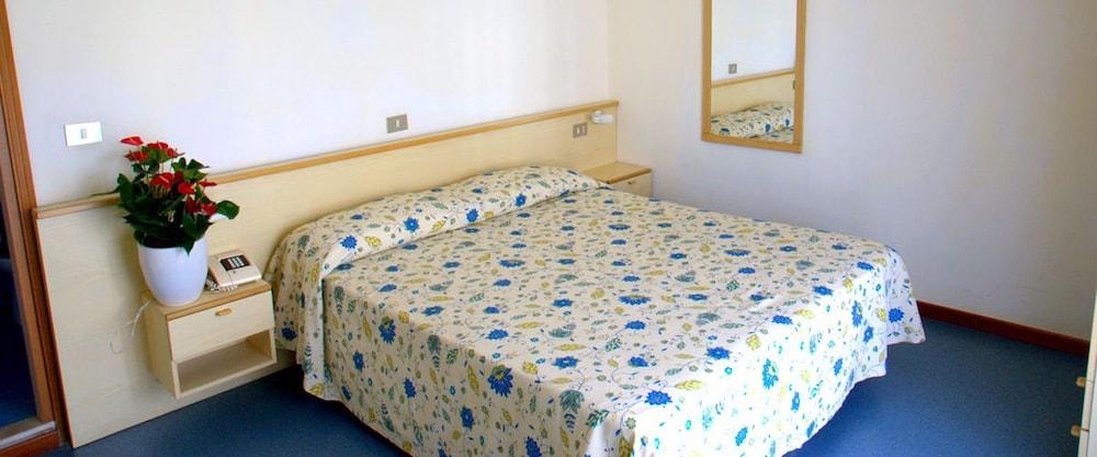 Hotel Astor Lido di Jesolo Kültér fotó