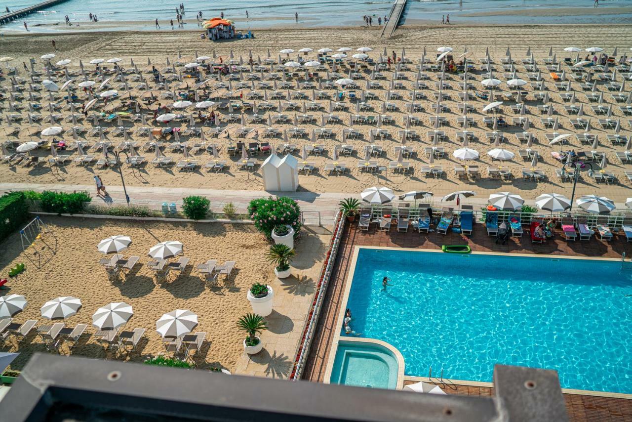 Hotel Astor Lido di Jesolo Kültér fotó
