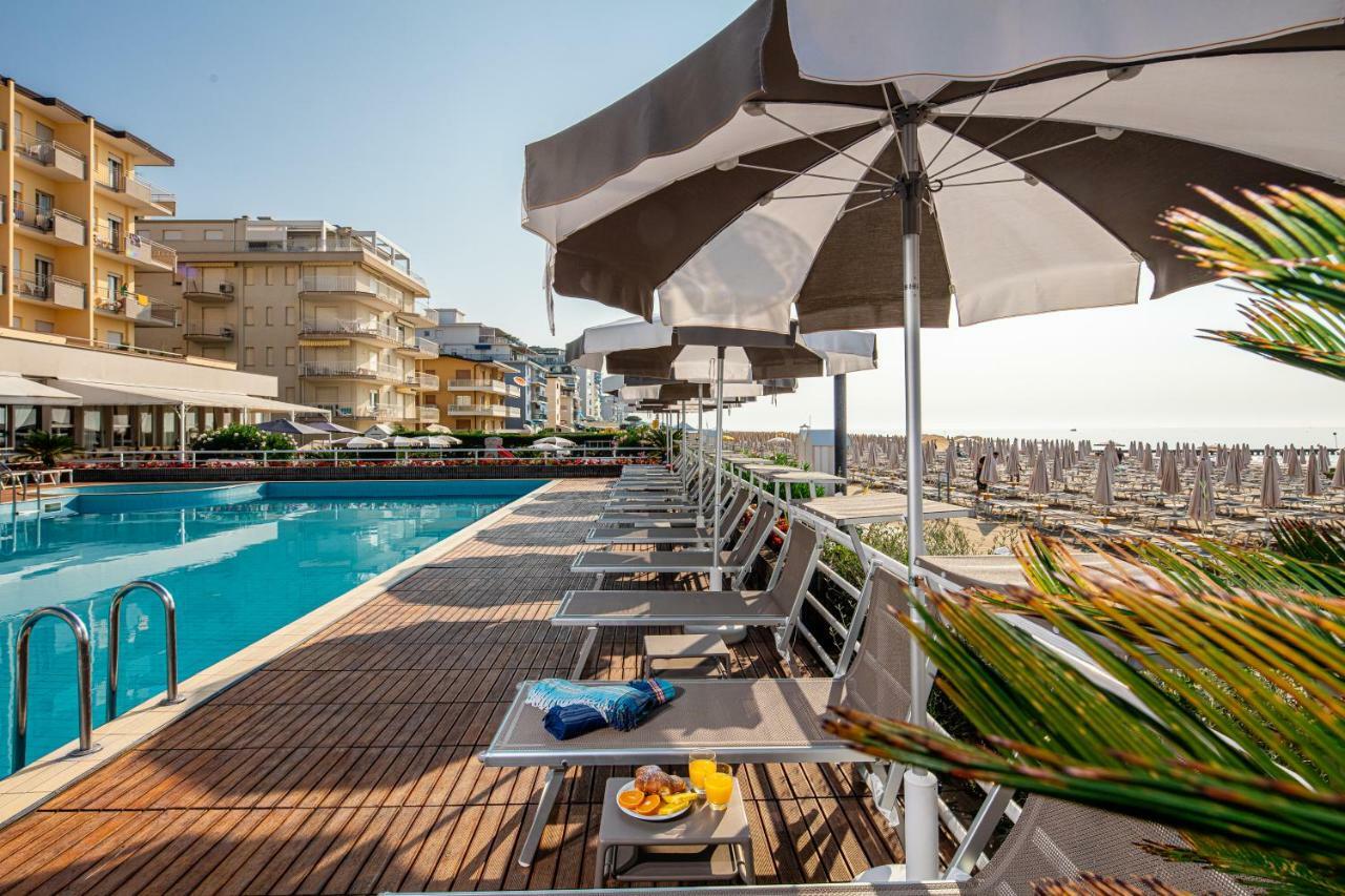 Hotel Astor Lido di Jesolo Kültér fotó